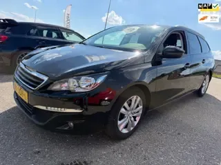 Peugeot 308 1.2 PureTech Blue Lion 2017 - voorkant