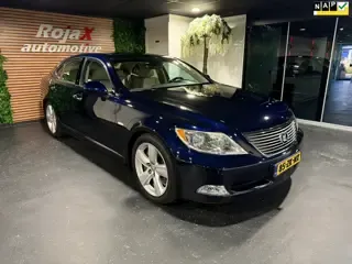 Foto van Lexus LS