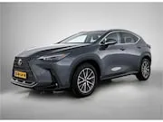 Foto van Lexus NX