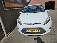 Ford Fiesta 1.6 TDCi ECOnetic 2011 - voorkant