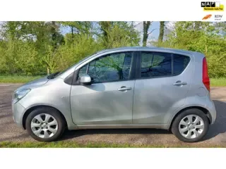 Foto van Opel Agila