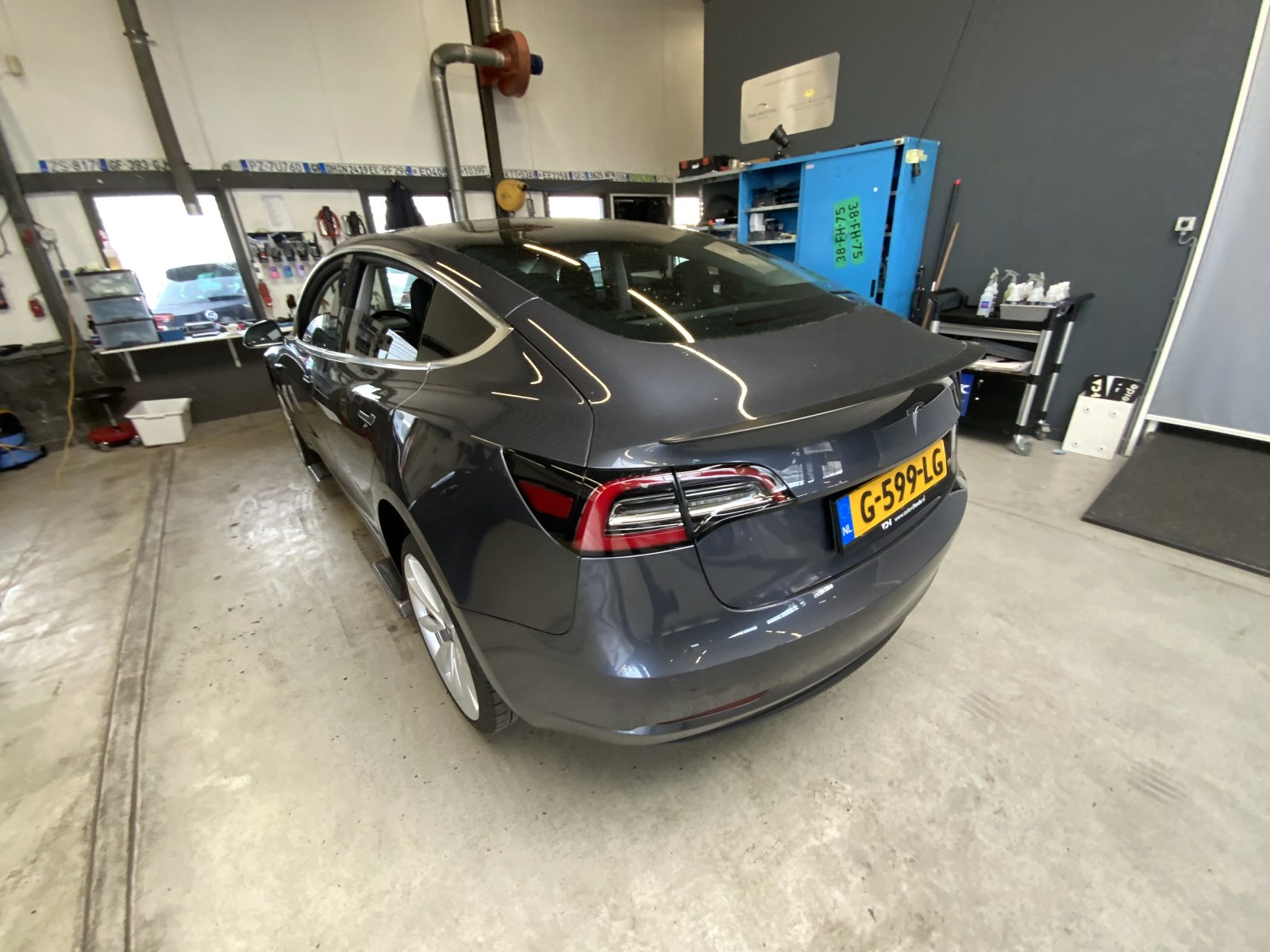 Inspectiefoto van Tesla Model 3