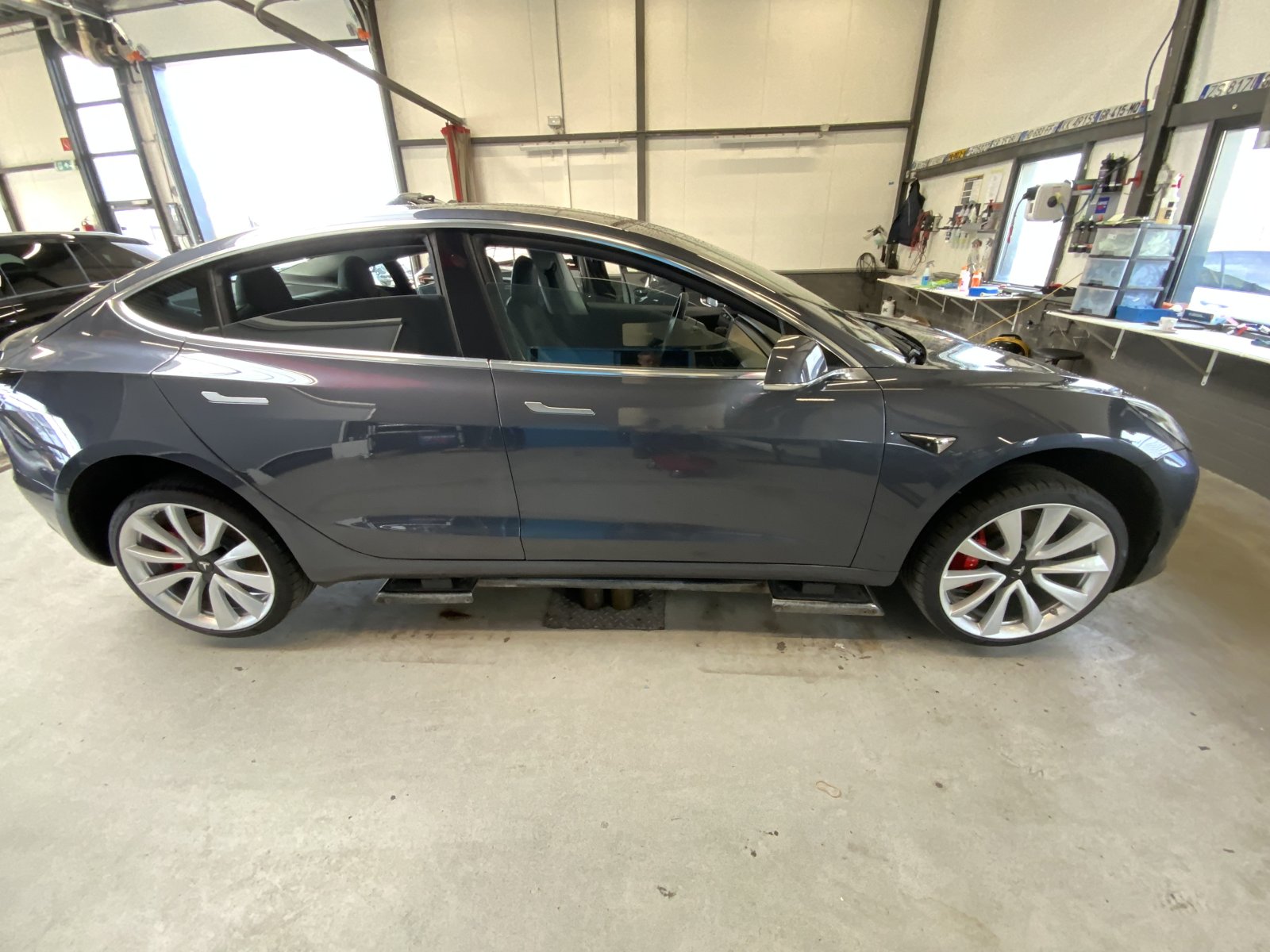 Inspectiefoto van Tesla Model 3