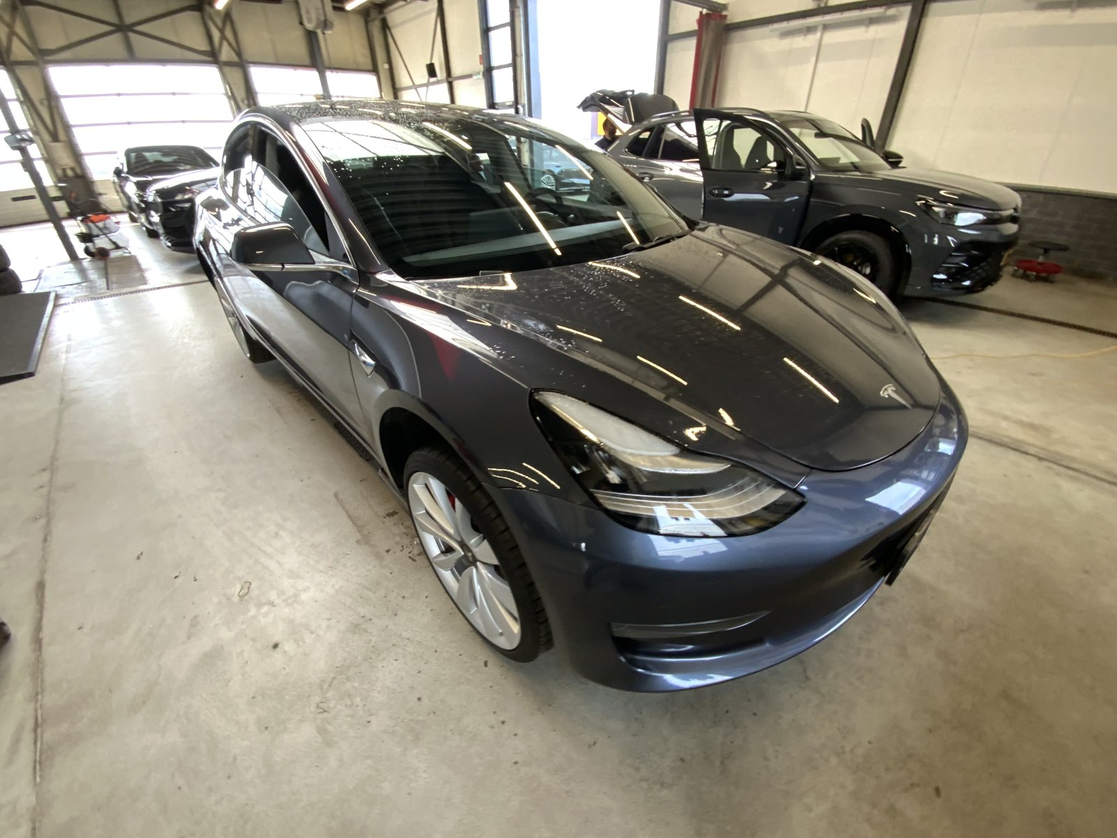 Inspectiefoto van Tesla Model 3