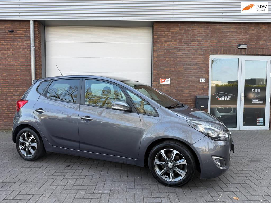 Hyundai Ix20 1.4i Go! 2015 - voorkant