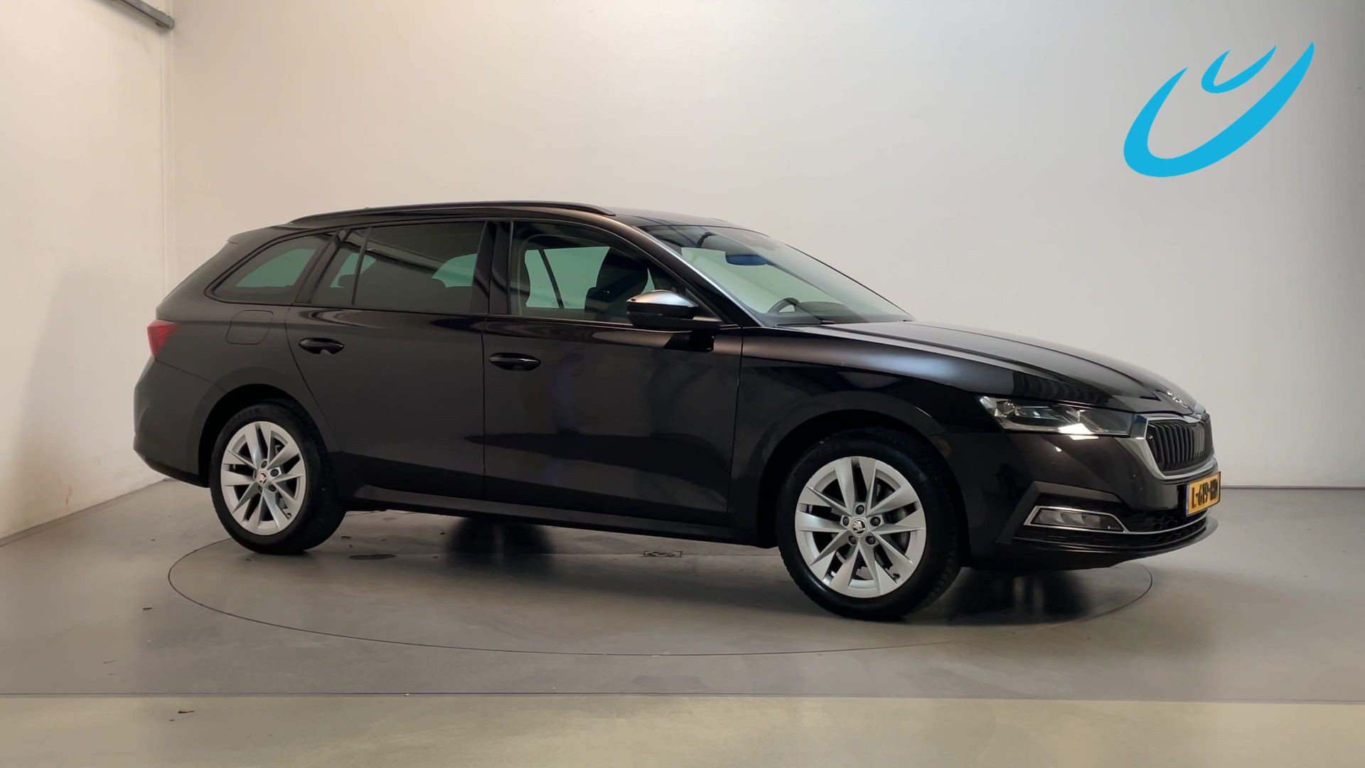 Skoda Octavia  2021 - voorkant