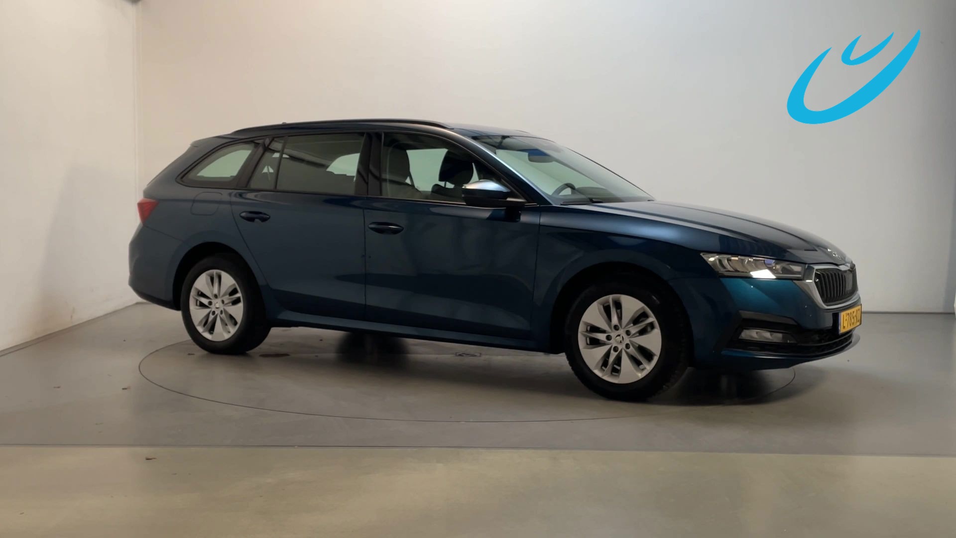 Skoda Octavia  2021 - voorkant