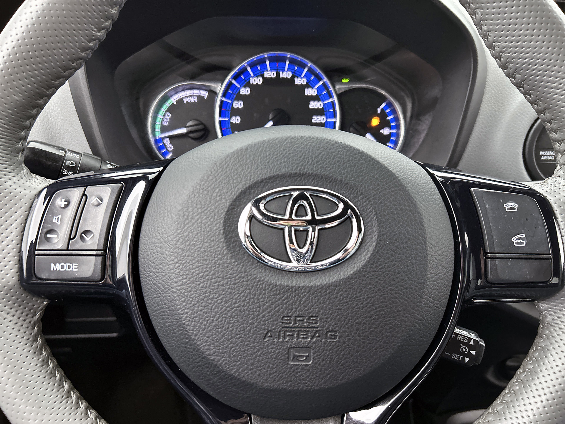 Foto van Toyota Toyota Yaris Hybrid