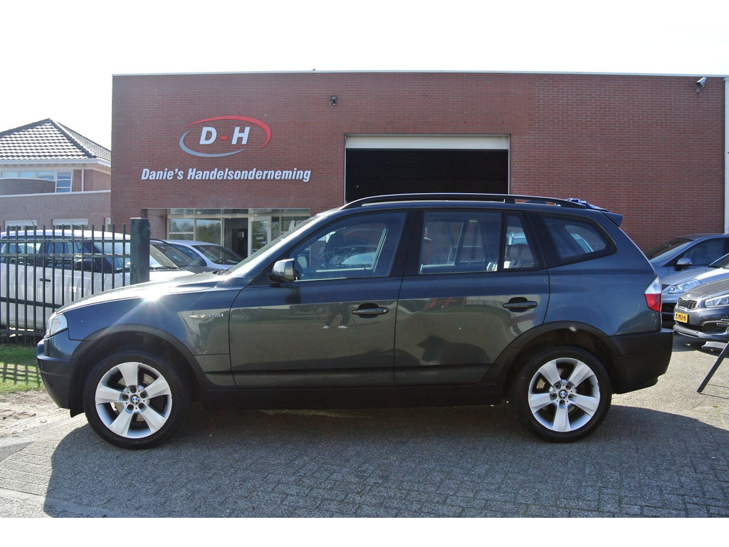 BMW X3 2.5i Executive 2004 - voorkant