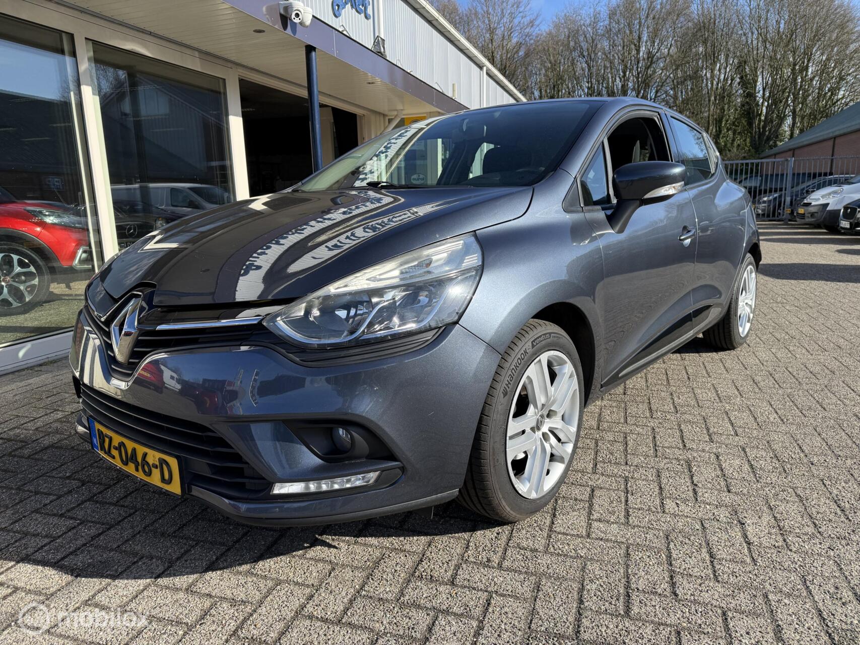 Renault Clio 1.5 dCi Ecoleader Life 2017 - voorkant