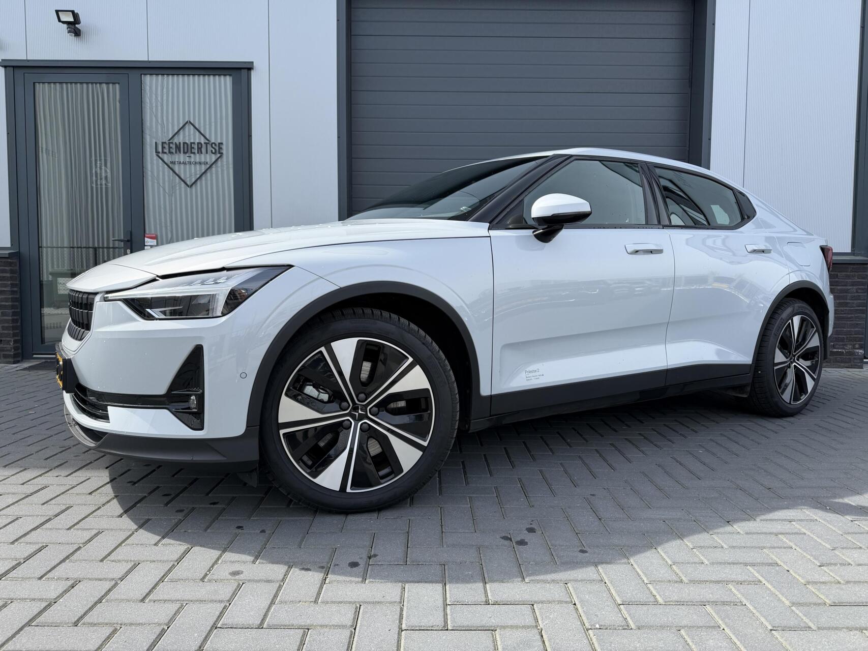 Polestar Polestar 2 Standard Range Single Motor 69 kWh 2023 - voorkant