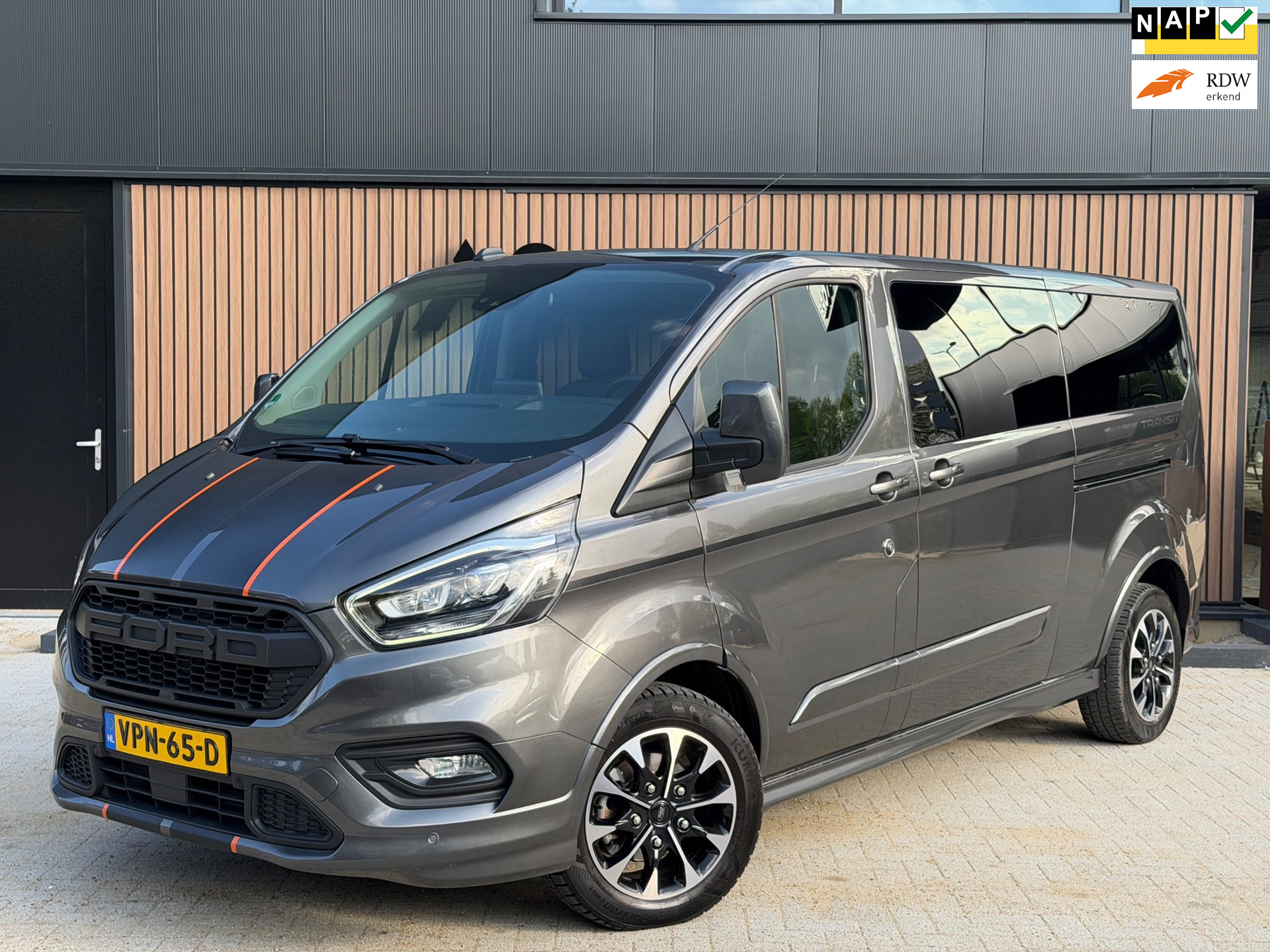 Ford Transit Custom 320 2.0 TDCI L2H1 Sport DUBBEL CABINE FULL AUTOMAAT NAP 2022 - voorkant
