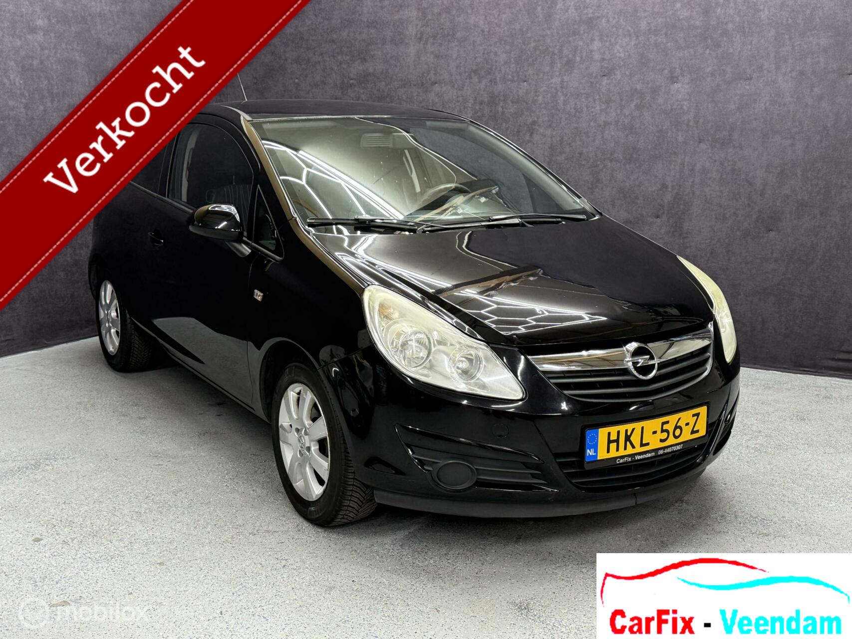 Opel Corsa 1.0-12V Business 2009 - voorkant
