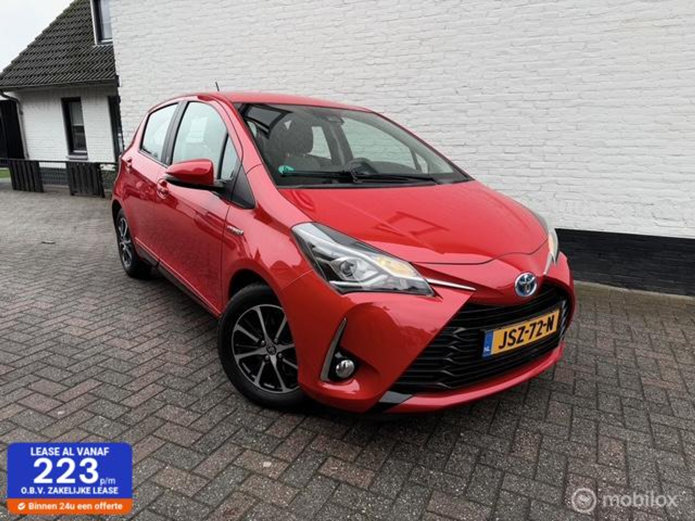 Toyota Toyota Yaris Hybrid 1.5 Hybrid  2018 Trekhaak Apple carpl Stoelverw 2018 - voorkant