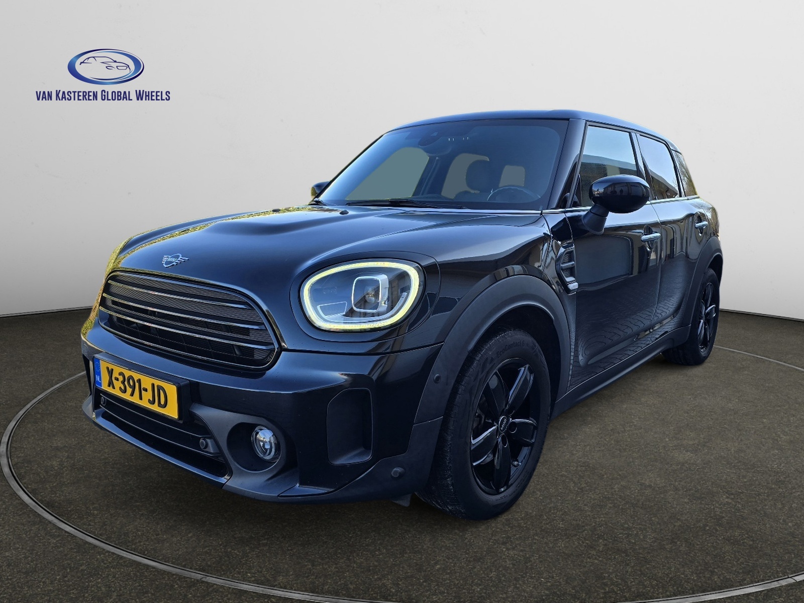 Foto van MINI COUNTRYMAN COOPER