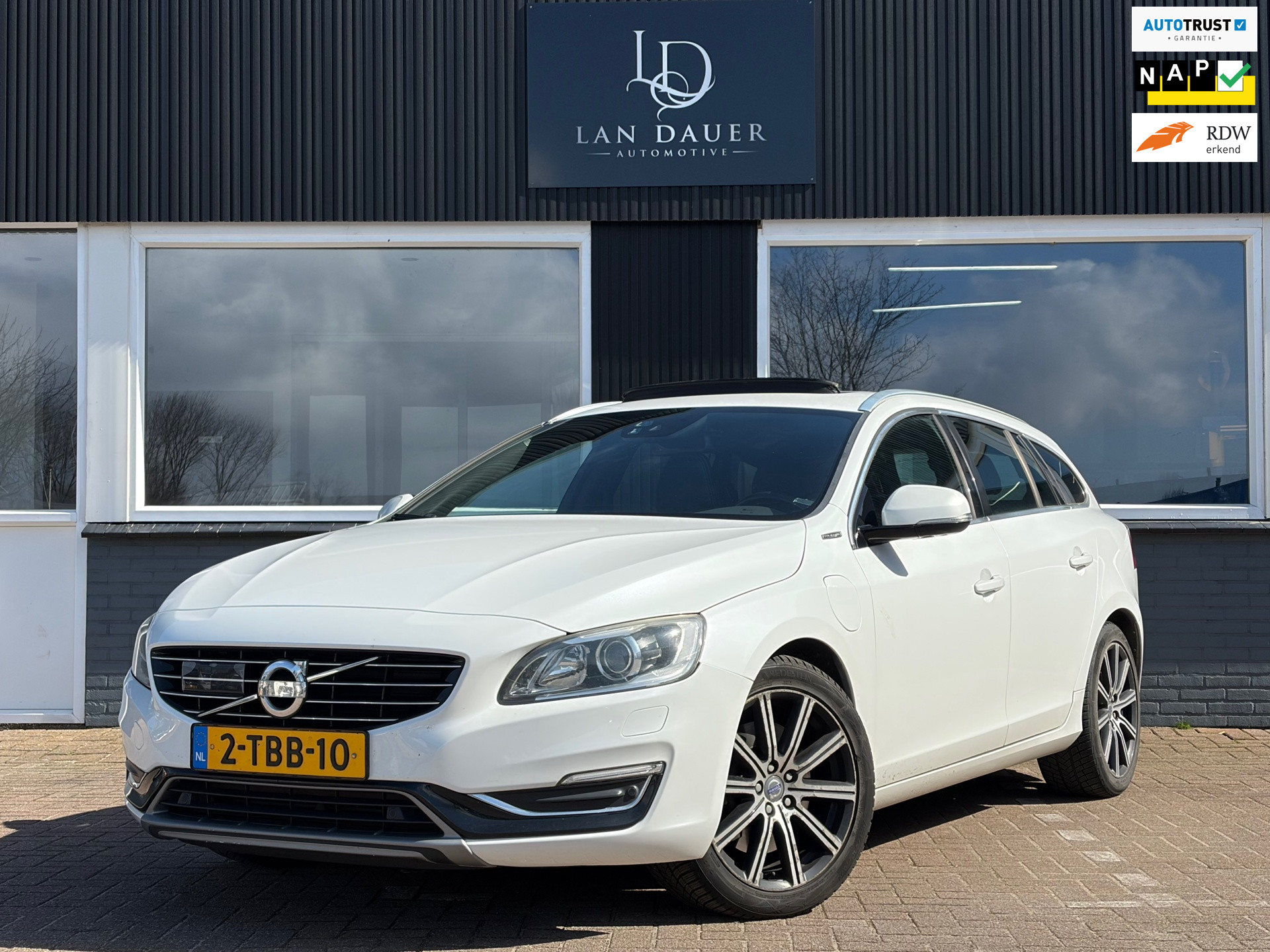 Foto van VOLVO V60 PLUG IN HYBRID