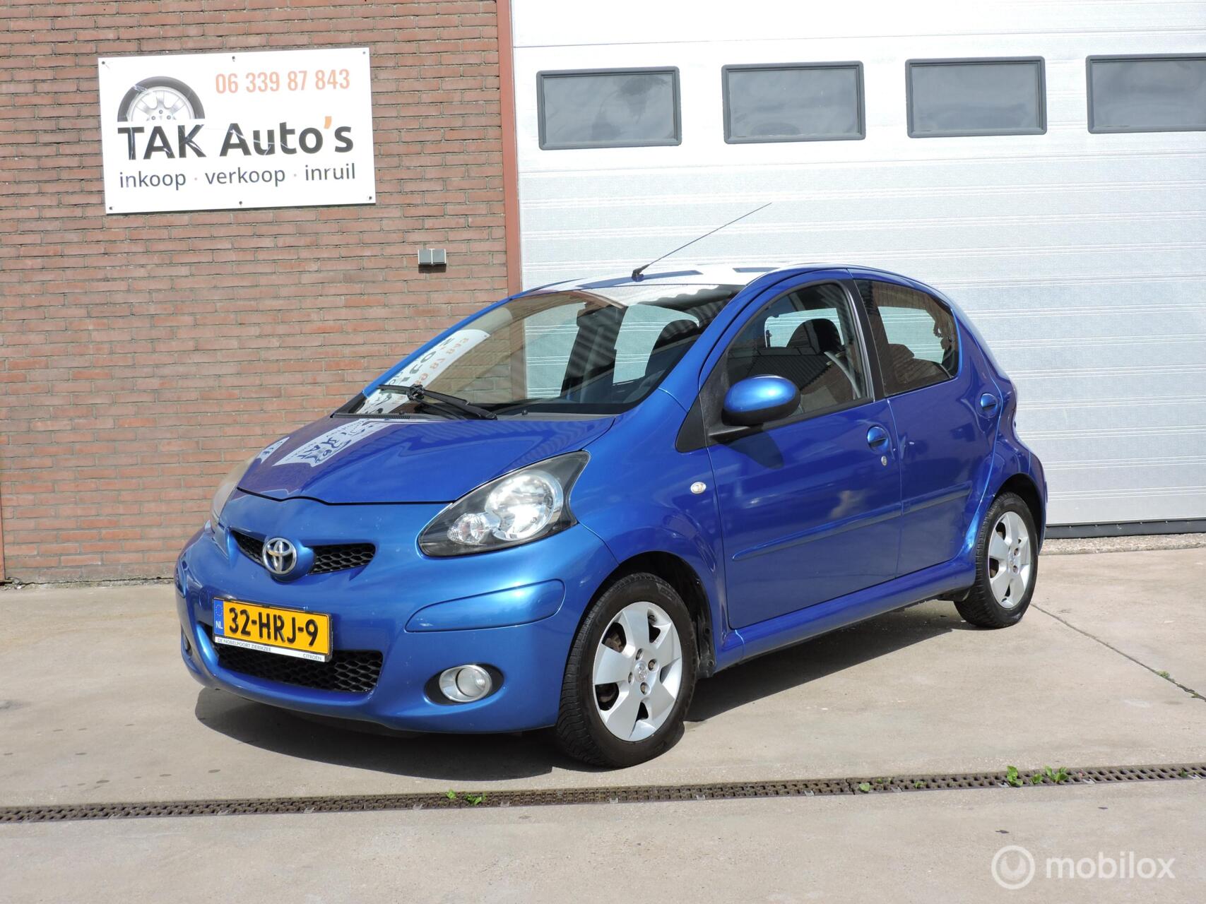 Toyota Toyota Aygo 1.0-12V Dynamic Blue/5dr/Airco/boekjes/en NAP 2009 - voorkant