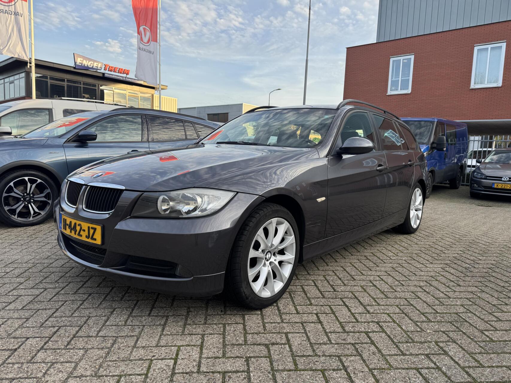 Foto van BMW 3ER REIHE