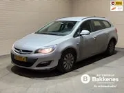 Opel Astra 1.7 CDTi Edition 2012 - voorkant