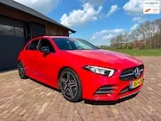 Mercedes-Benz A-klasse 180 Business Solution AMG Night Upgrade 2019 - voorkant