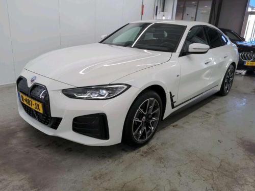 Foto van BMW i4
