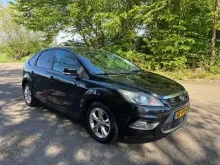 Ford Focus 1.8 Trend Flexi Fuel 2008 - voorkant