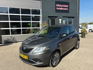 Foto van Lancia Ypsilon