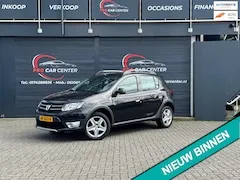 Dacia Sandero 0.9 TCe Stepway Lauréate 2013 - voorkant