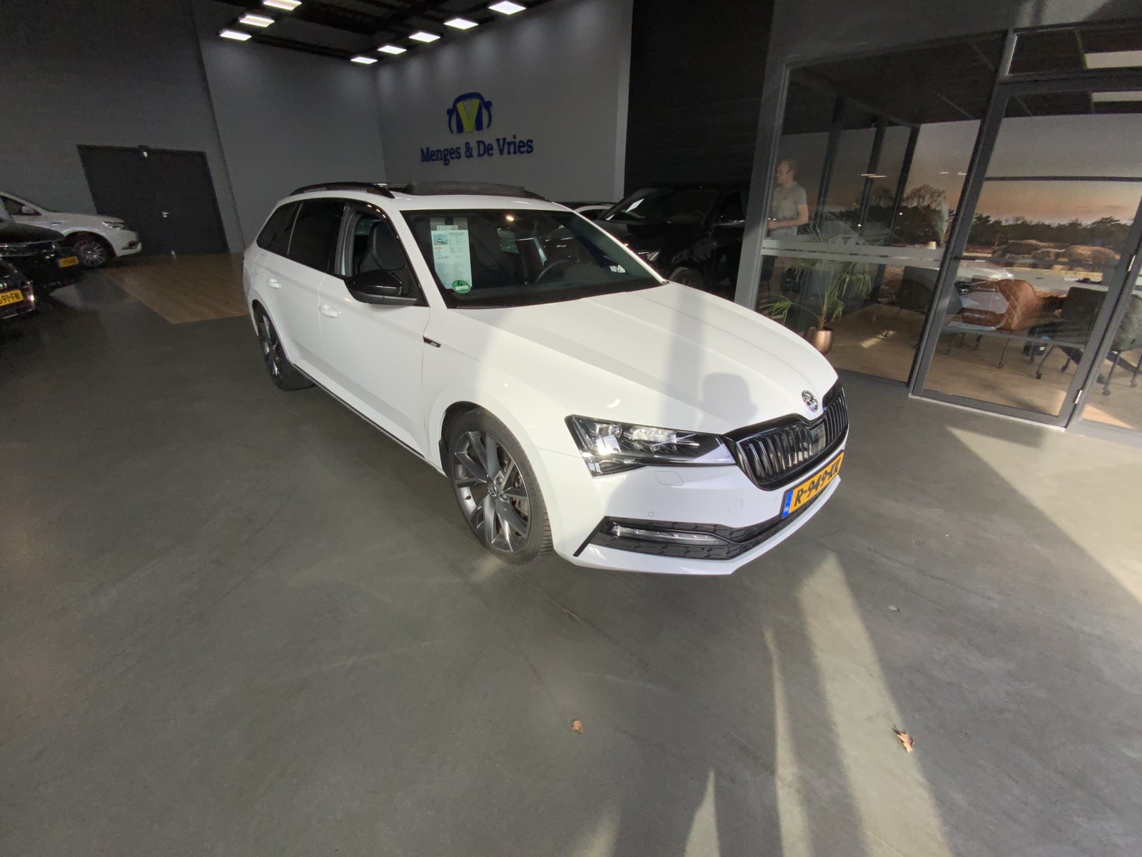 Inspectiefoto van Skoda Superb Combi