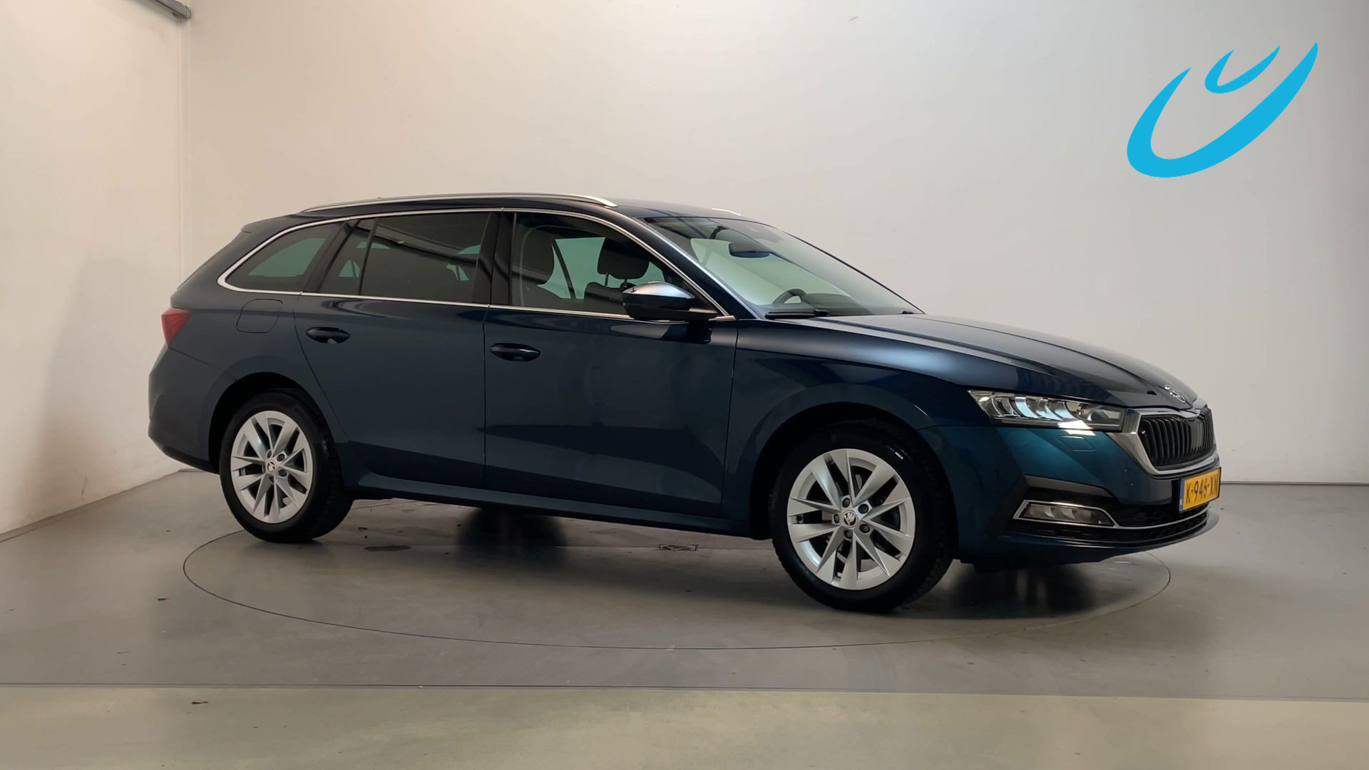 Skoda Octavia  2021 - voorkant
