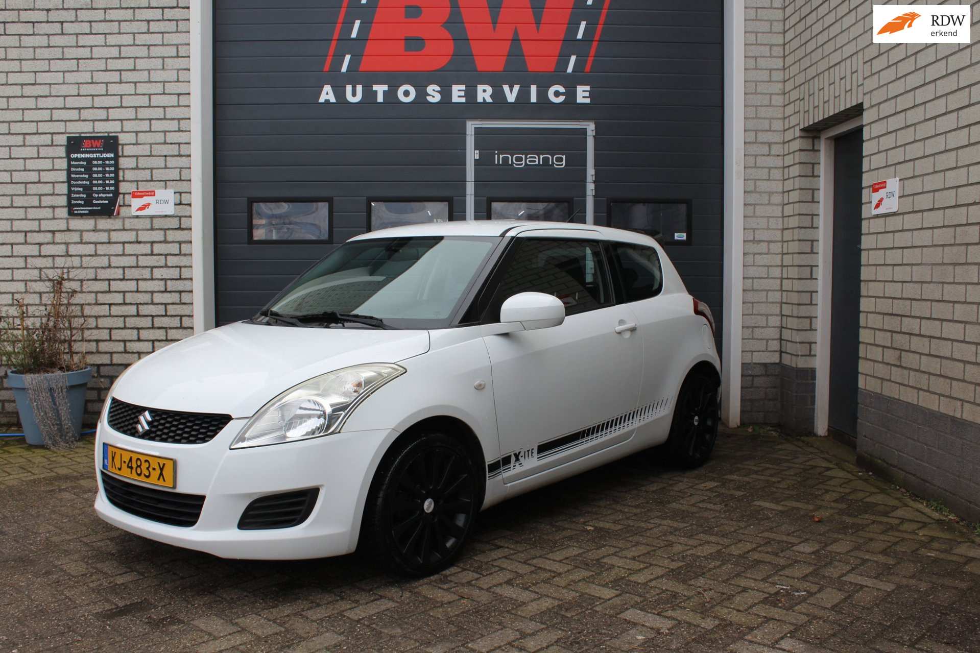 Foto van SUZUKI SWIFT