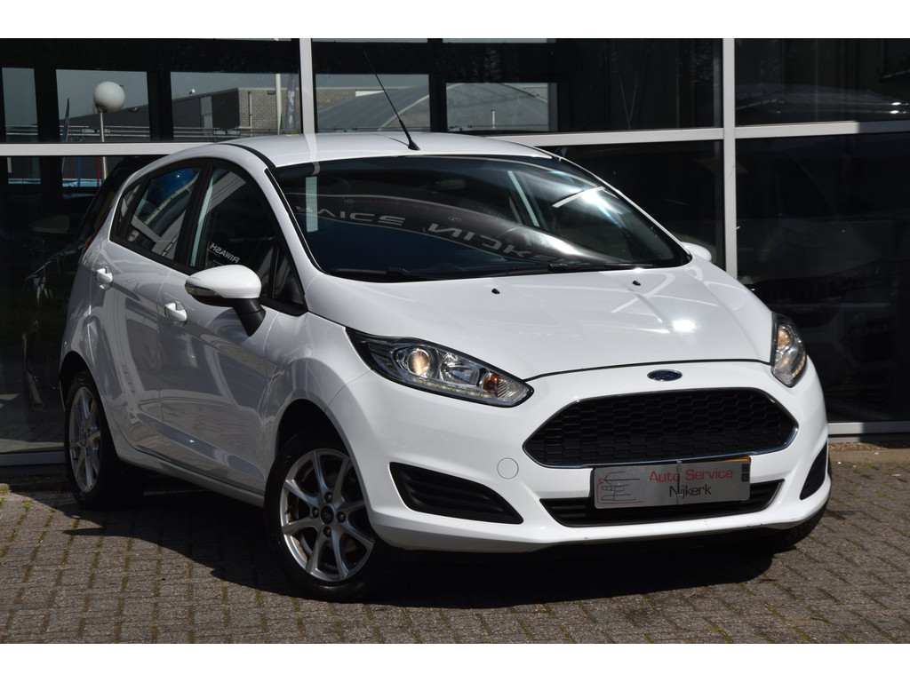 Ford Fiesta 1.0 Style Essential 2016 - voorkant