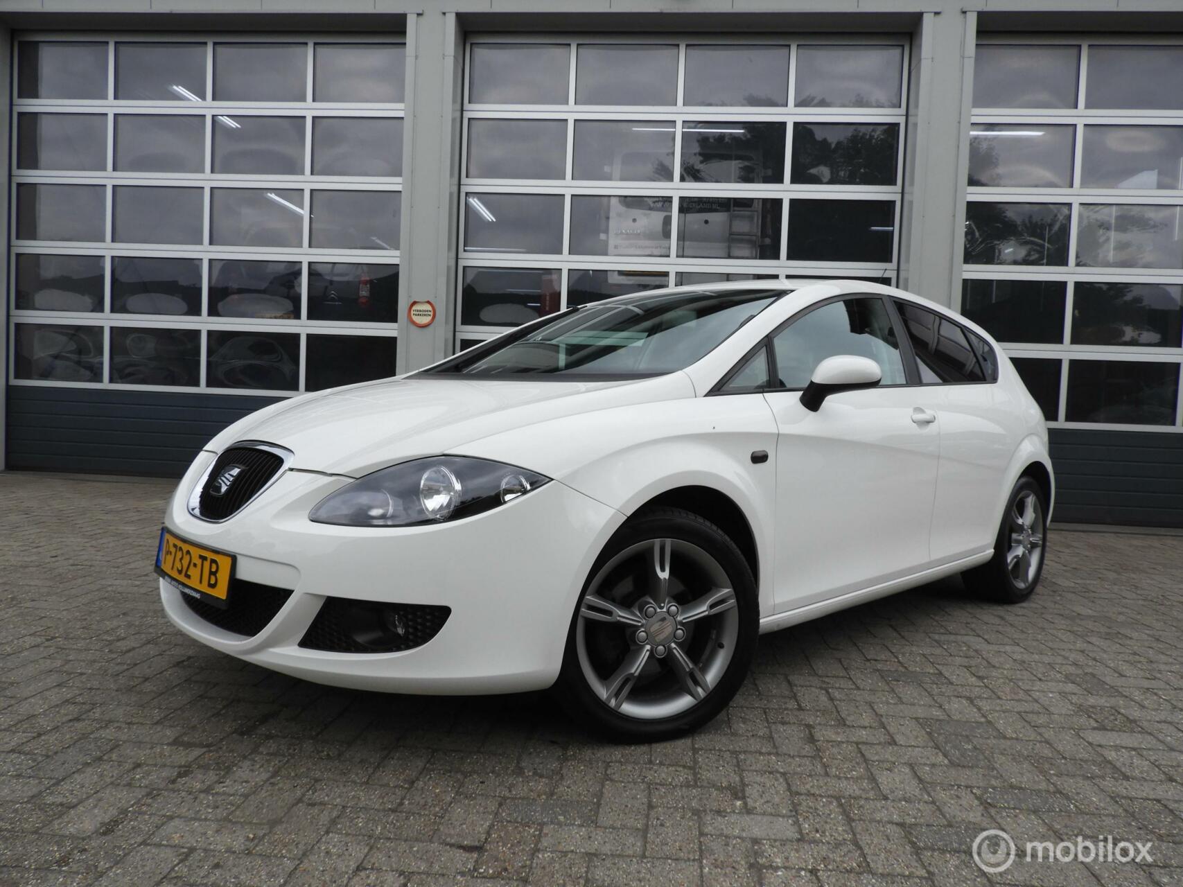 Seat Leon 1.4 TSI Businessline 2009 - voorkant