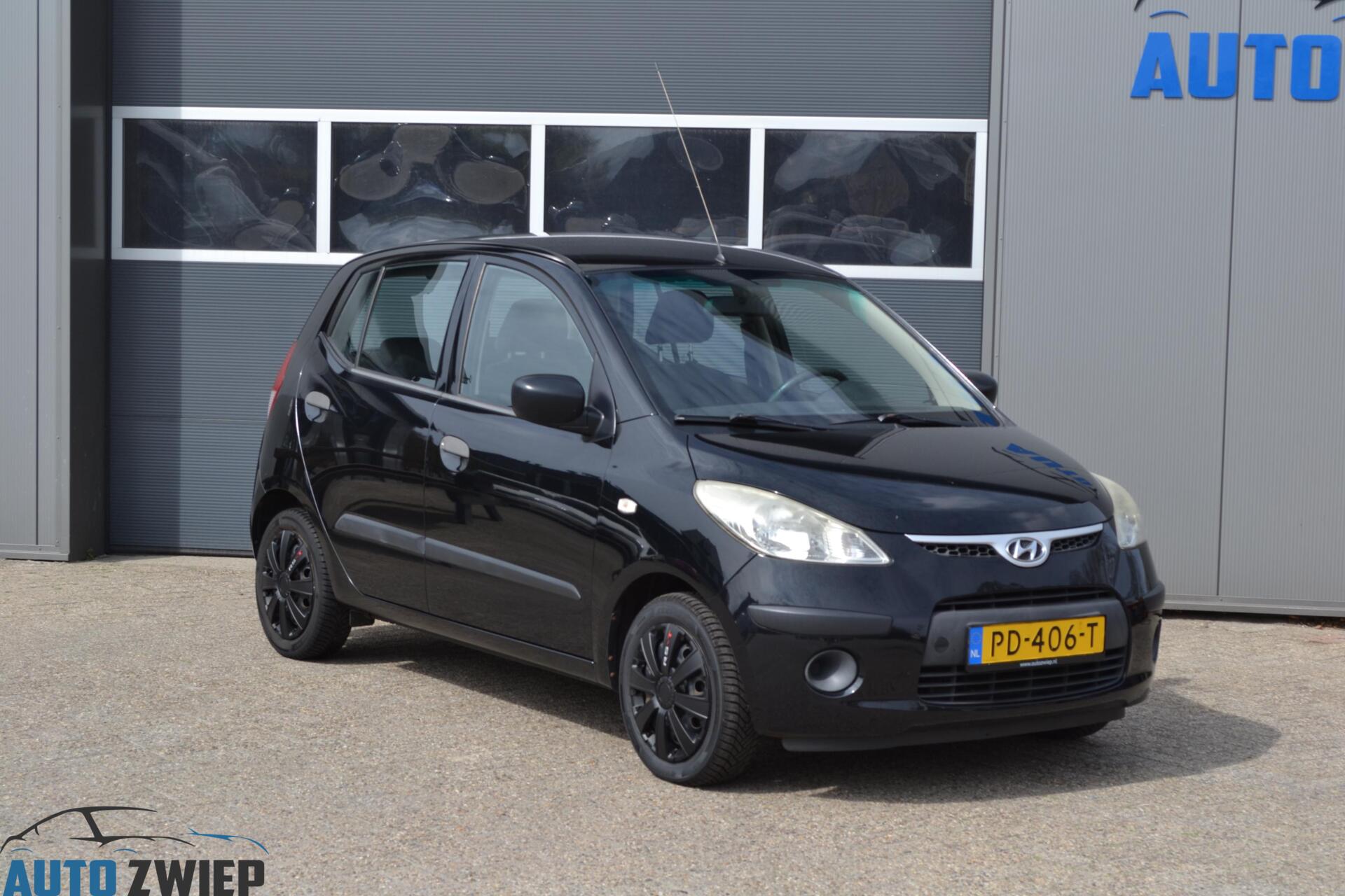 Hyundai I 10 1.1 Active Nieuwe apk 2010 - voorkant
