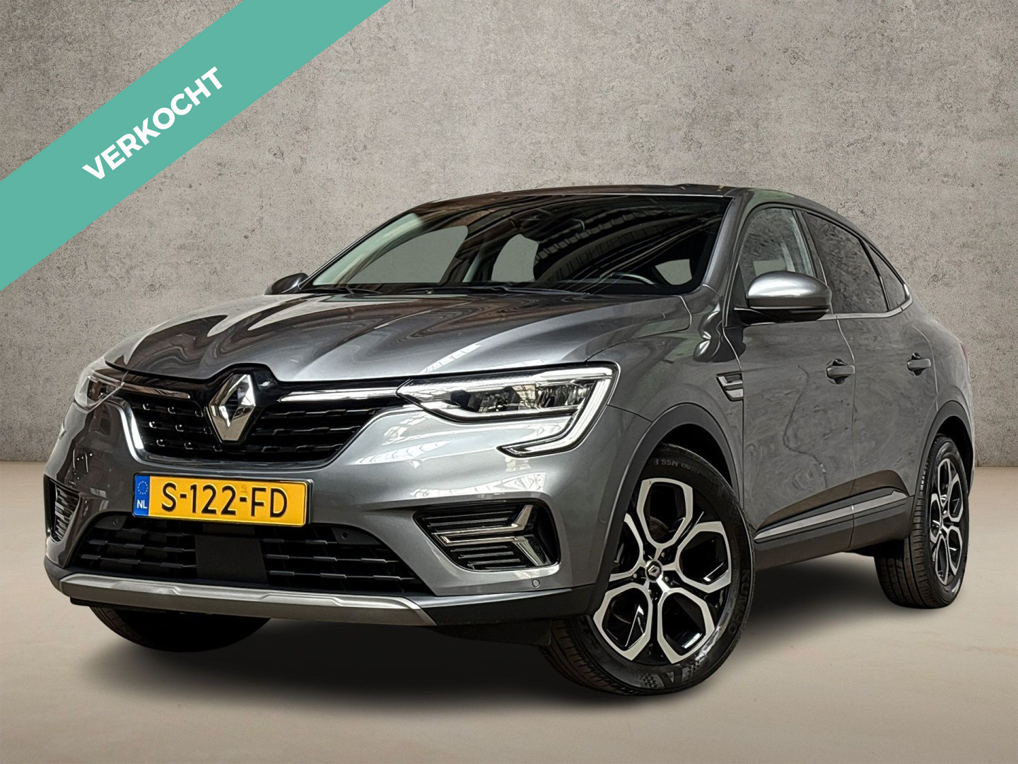 Foto van RENAULT ARKANA E-TECH