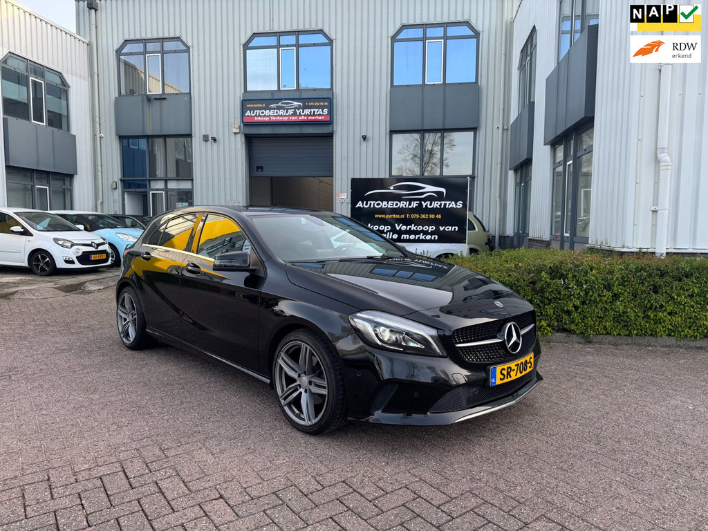 Mercedes-Benz A-klasse 180 BlueEFFICIENCY Business 2018 - voorkant