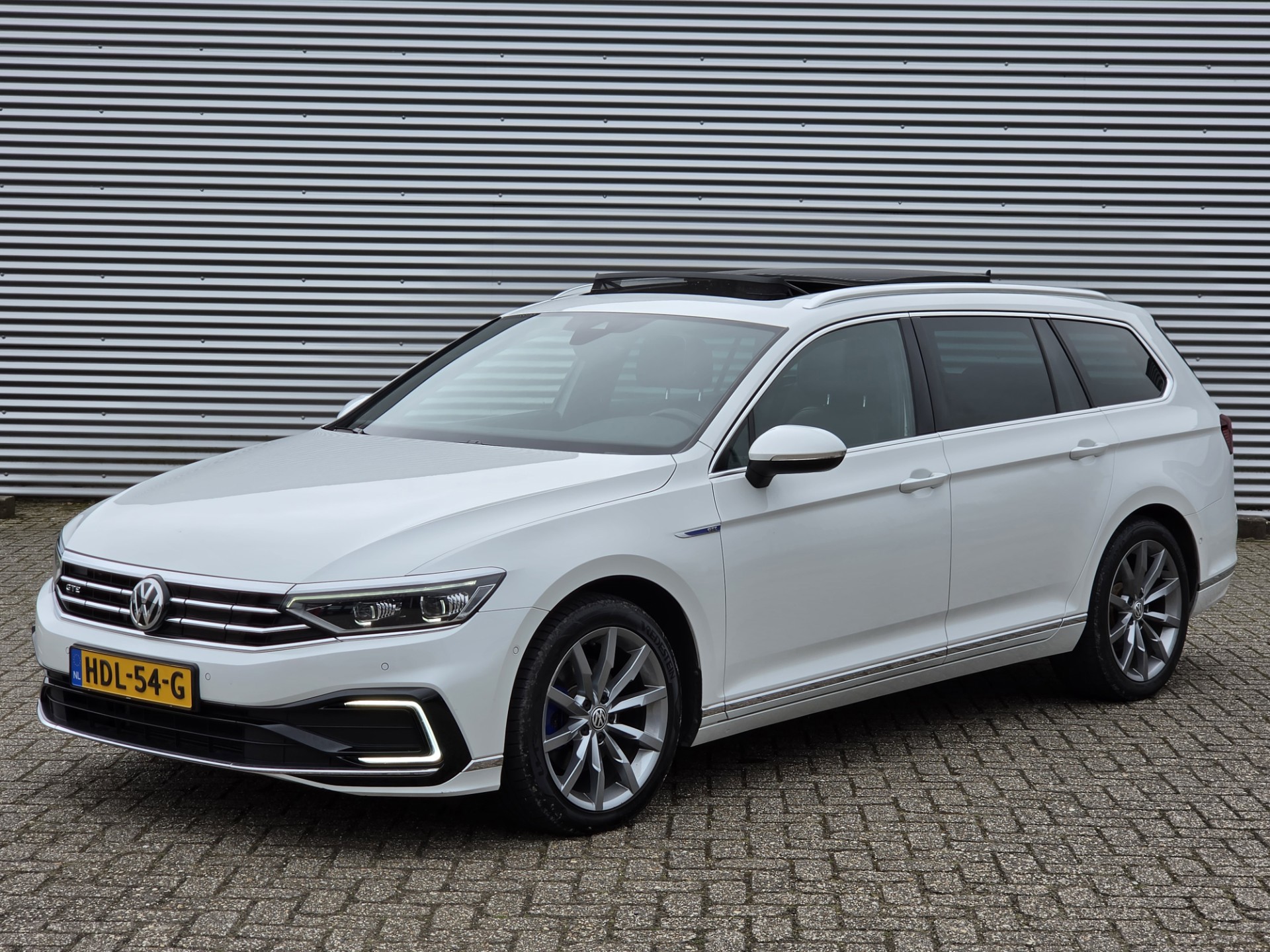 Foto van VOLKSWAGEN PASSAT