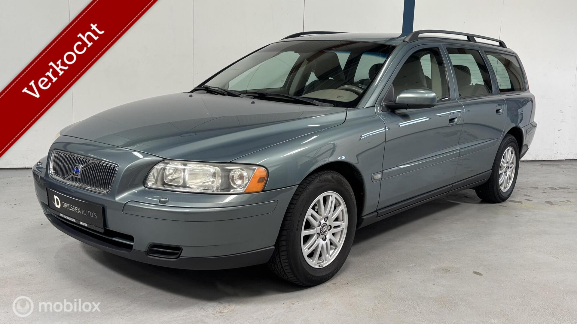 Volvo V70 2.4 Kinetic 1e EIGENAAR / AUTOMAAT 2005 - voorkant