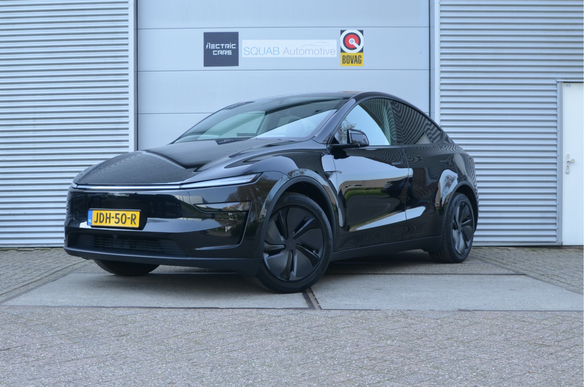 Tesla Model Y Premium Long Range RWD 75 kWh 2025 - voorkant