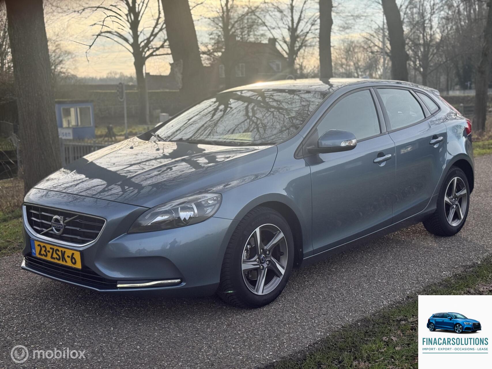 Foto van VOLVO V40
