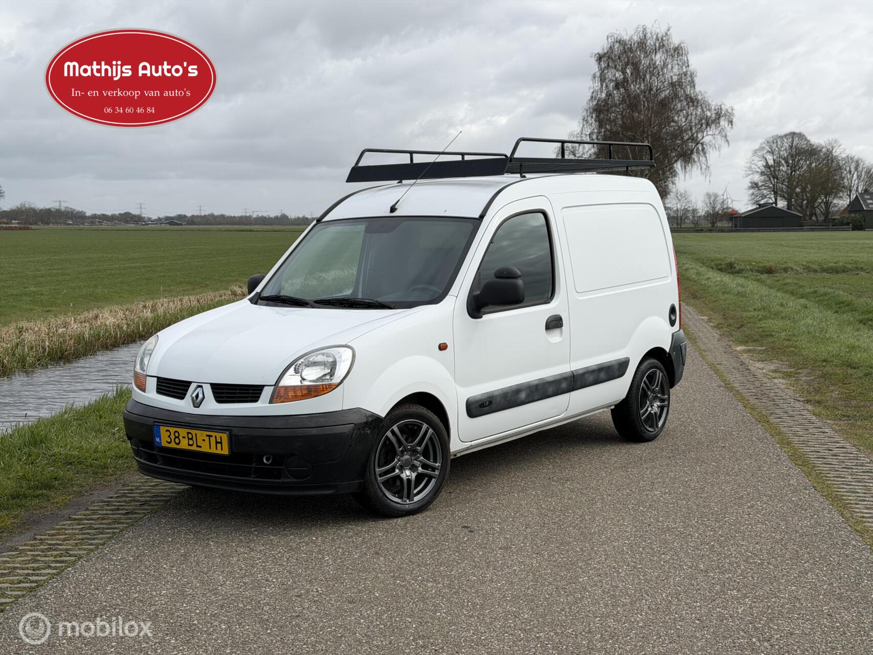 Renault Kangoo 1.2 Euro 2000 1.2 Confort benzine grijs kenteken! 2004 - voorkant