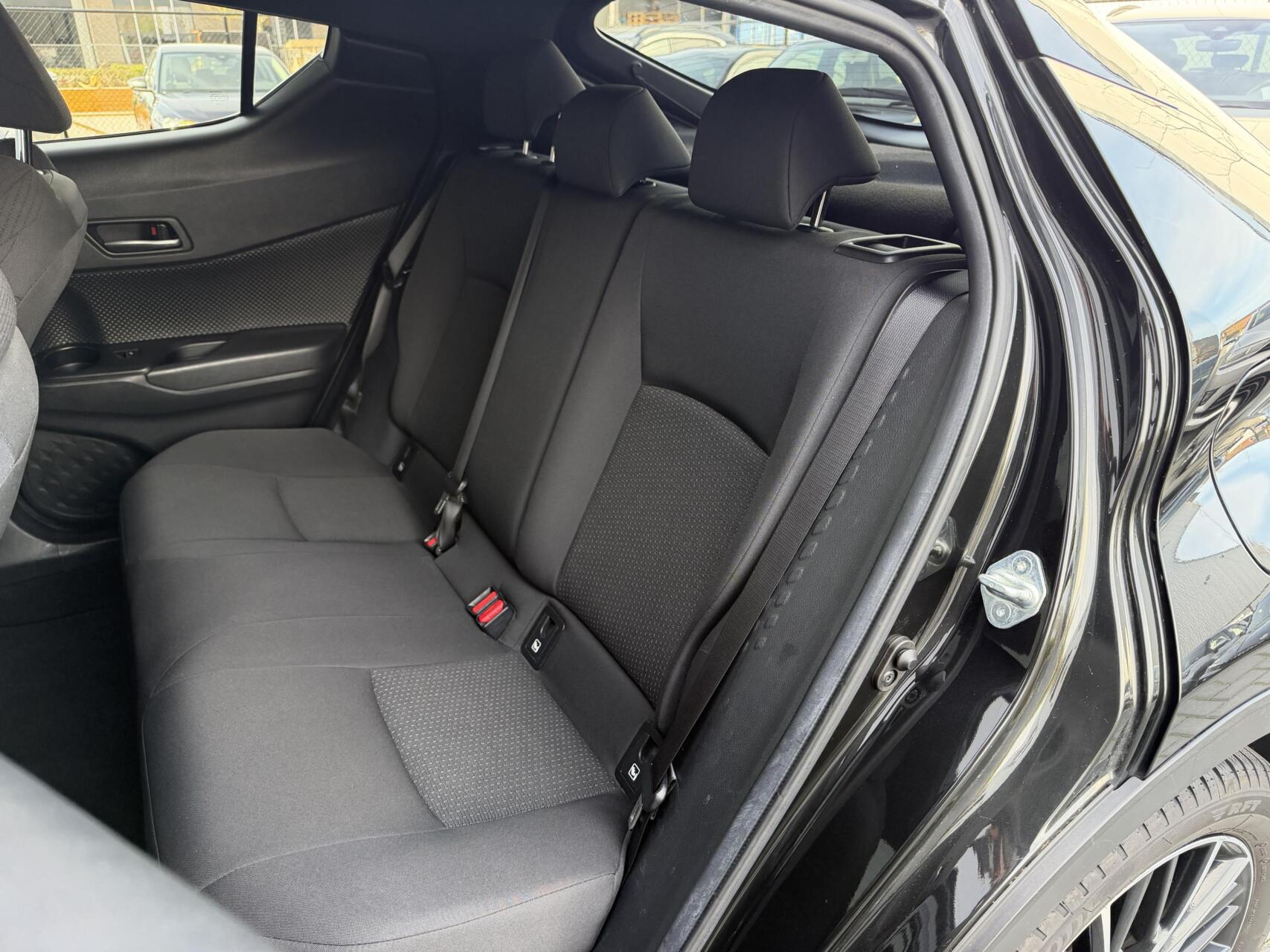 Foto van Toyota Toyota C-hr