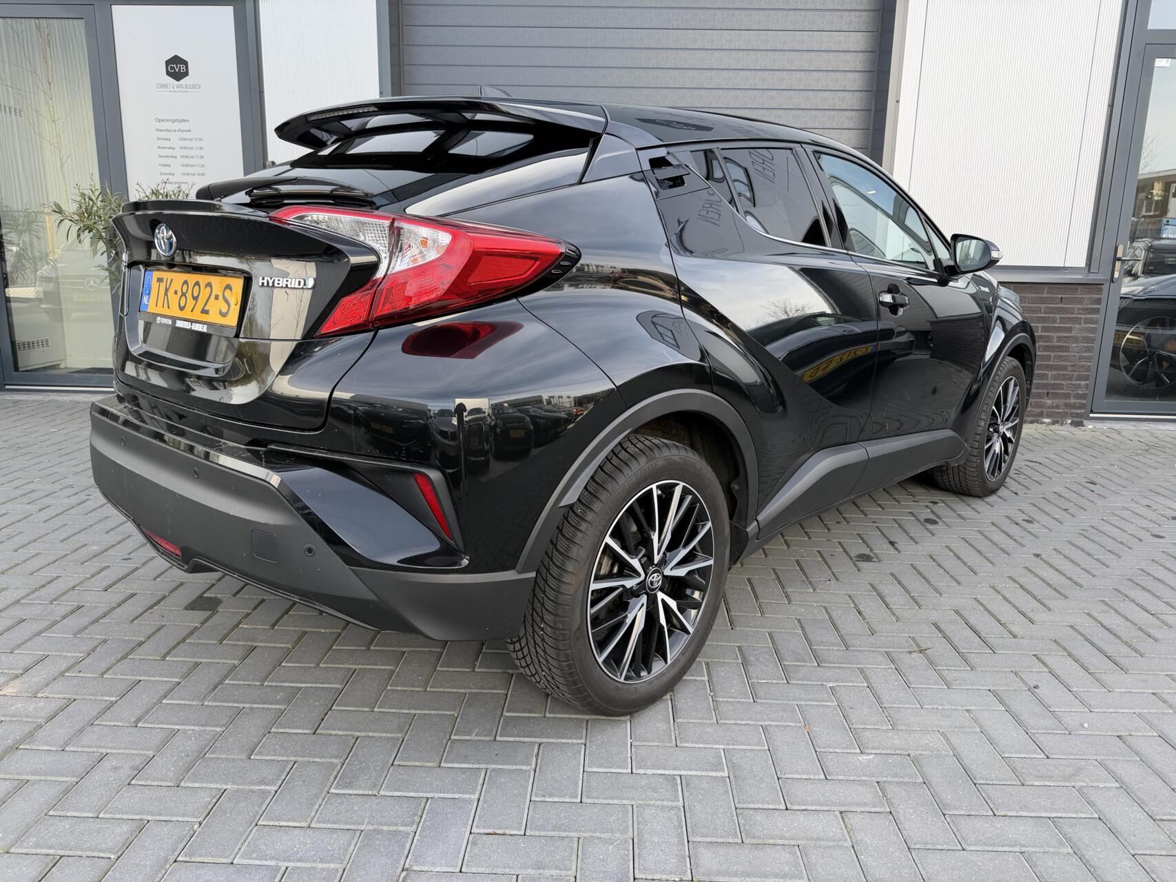 Foto van Toyota Toyota C-hr