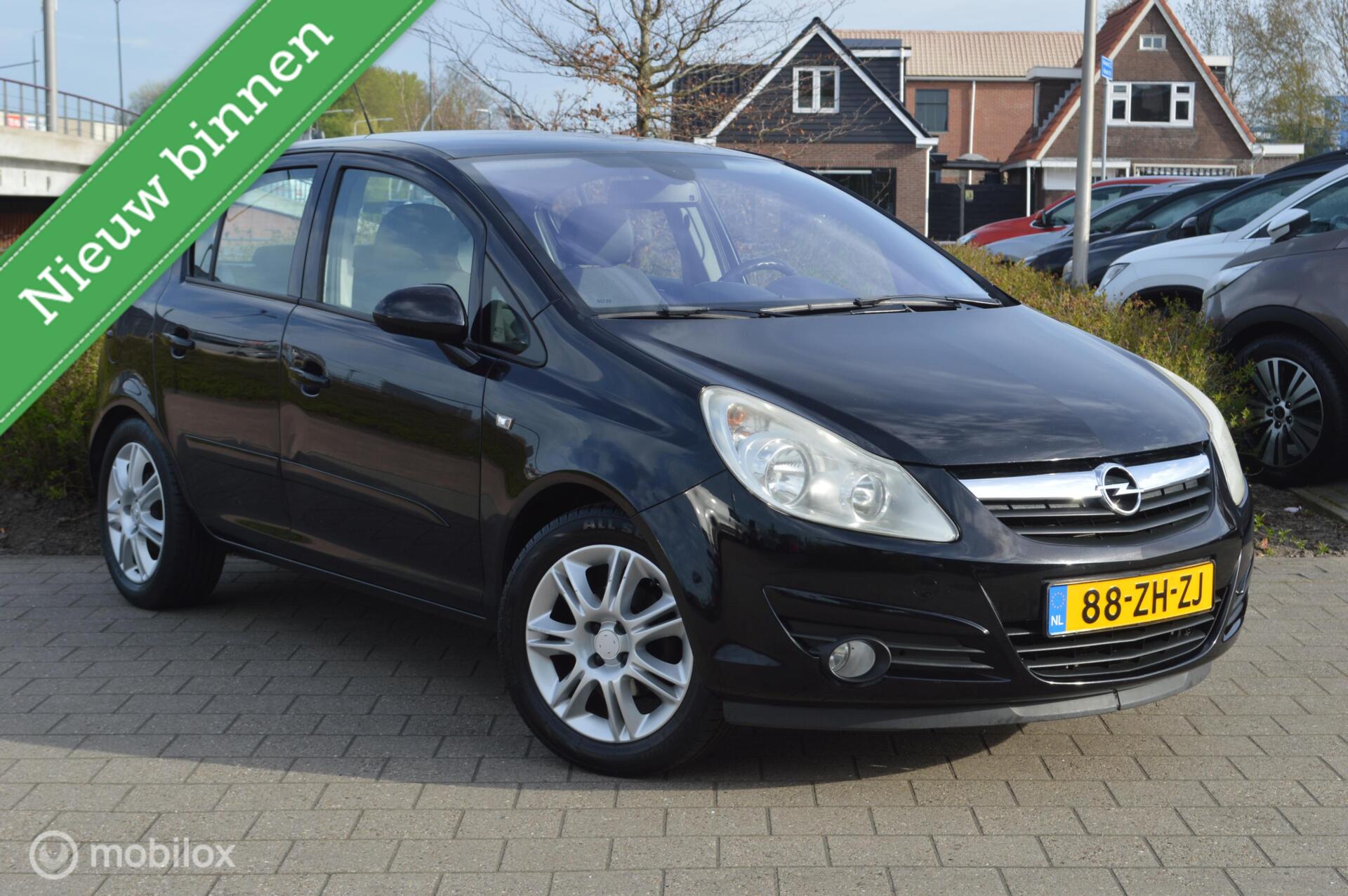 Opel Corsa 1.4-16V 5drs Cosmo 2008 - voorkant