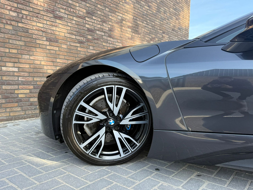 Foto van BMW I8
