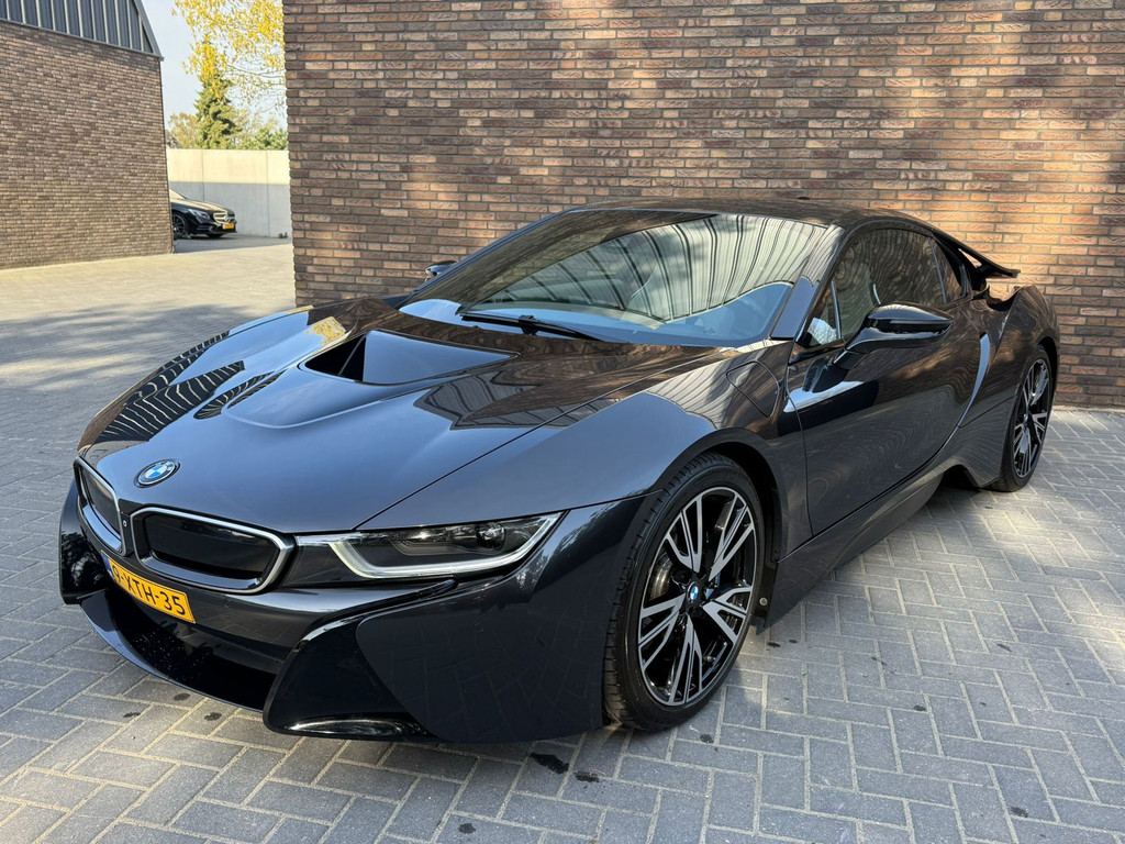 Foto van BMW I8