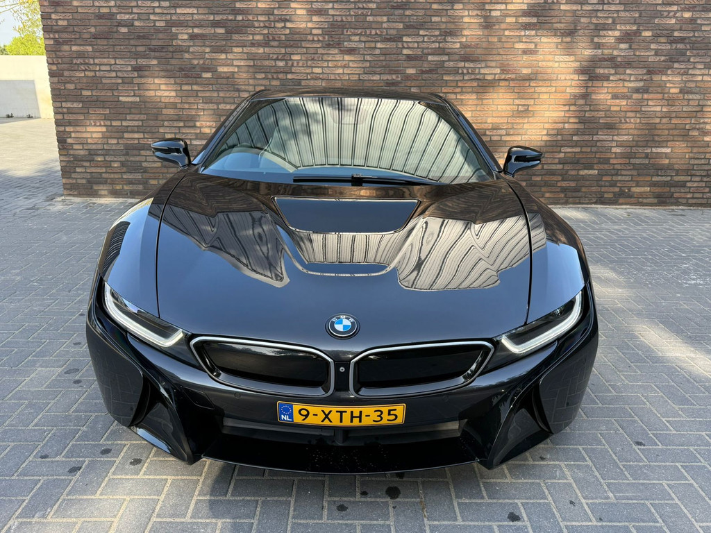 Foto van BMW I8