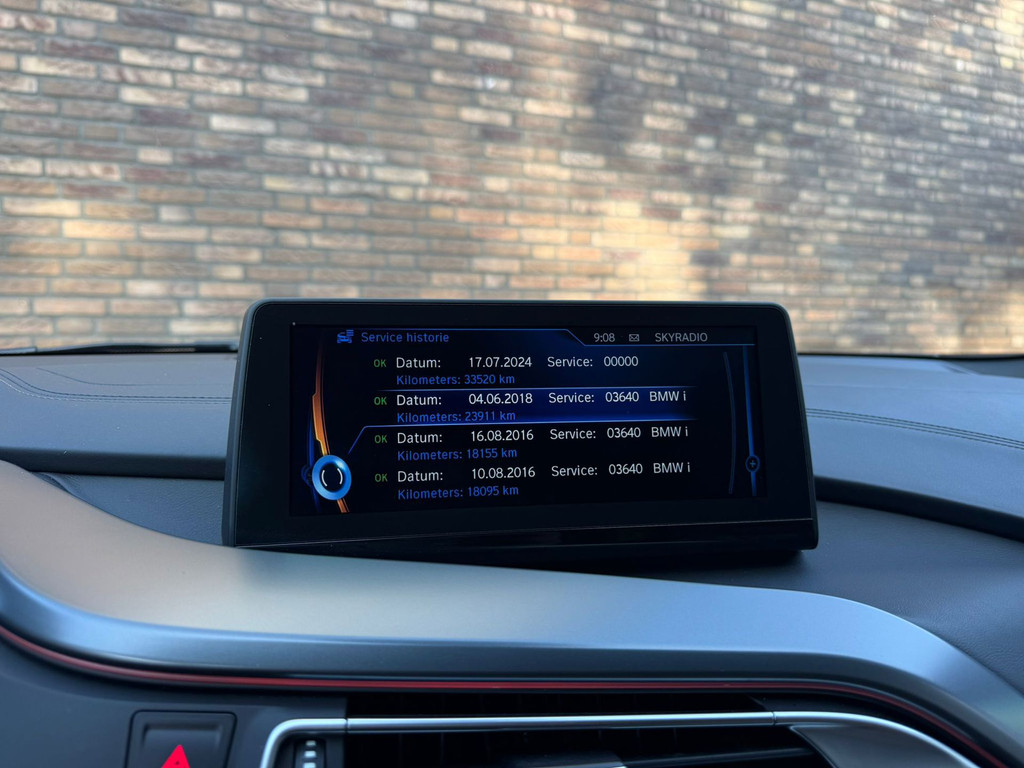 Foto van BMW I8