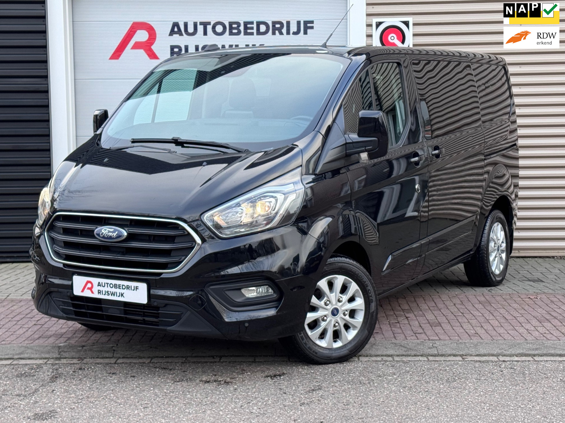 Ford Transit Custom 300 2.0 TDCI L1H1 Limited DC Vol! 2021 - voorkant