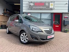 Opel Meriva 1.4 Turbo Cosmo 2013 - voorkant